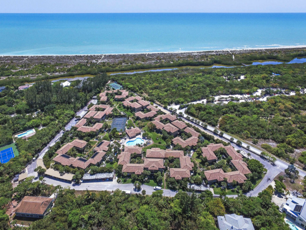 Luxury 3-Bedroom Condo in Sanibel
